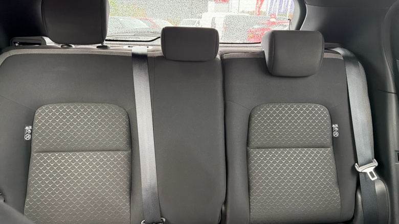 Nissan Juke 1.0 DiG-T 114 N-Connecta 5dr Petrol Hatchback